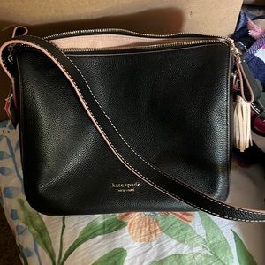 Black medium Kate Spade purse